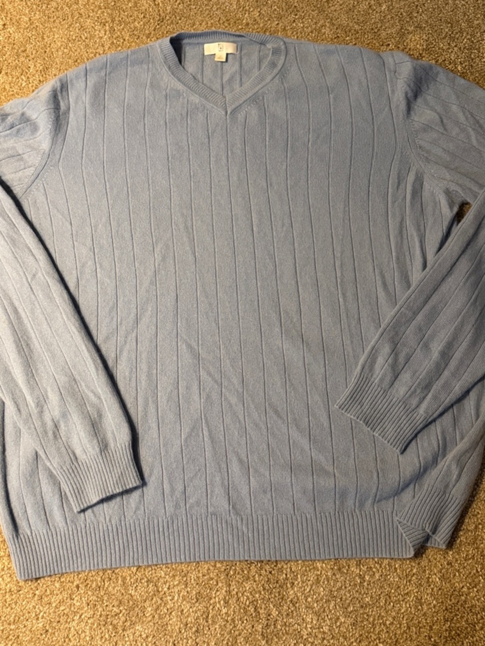 Apt. 9 Men's Powder Blue V-Neck Cable Sweater 100%cashmere Madagascar